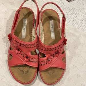 EWM Peach Colored Sandals Size 6